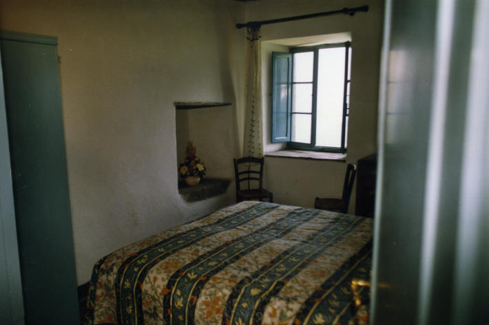 20 Schlafzimmer im Armonia.jpg